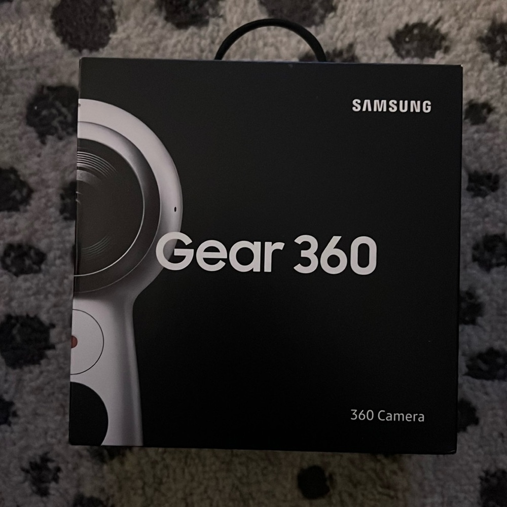 Samsung Gear 360 camera